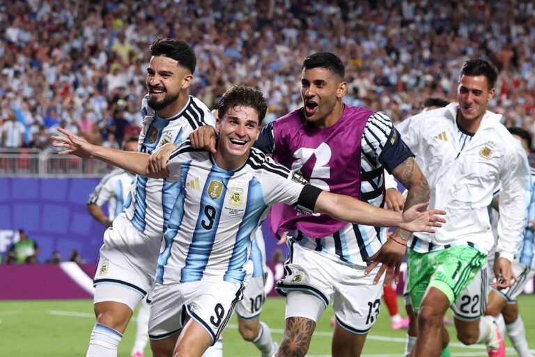 Julian Alvarez Transfer News: Barcelona’s Bold Move Amidst Rival Interest