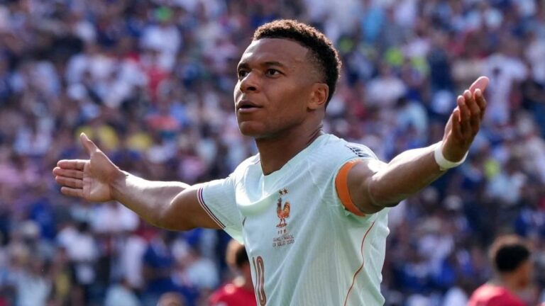 Spain World Cup Victory: How Teamwork Overcame Superstars