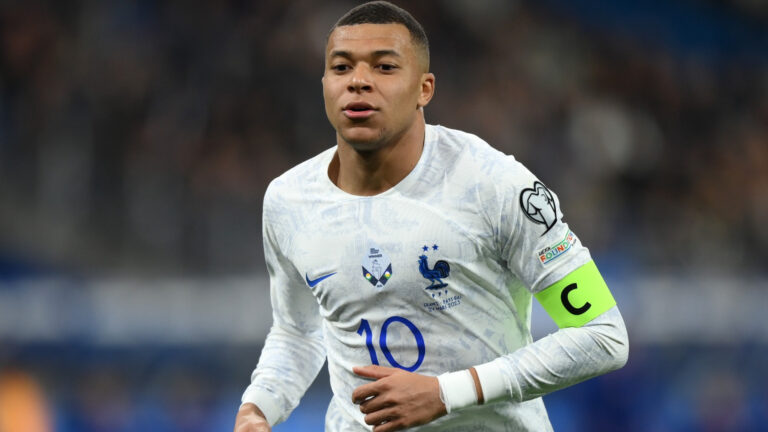 Kylian Mbappé Leadership: Guiding France to World Cup Glory